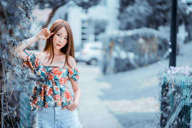 Обои картинки фото девушки, - азиатки, азиатка, очки, тату