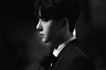 Картинка мужчины wang+yi+bo актер лицо