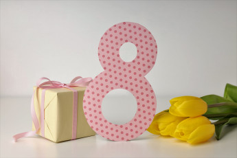 Картинка праздничные международный+женский+день+-+8+марта подарок восьмерка тюльпаны
