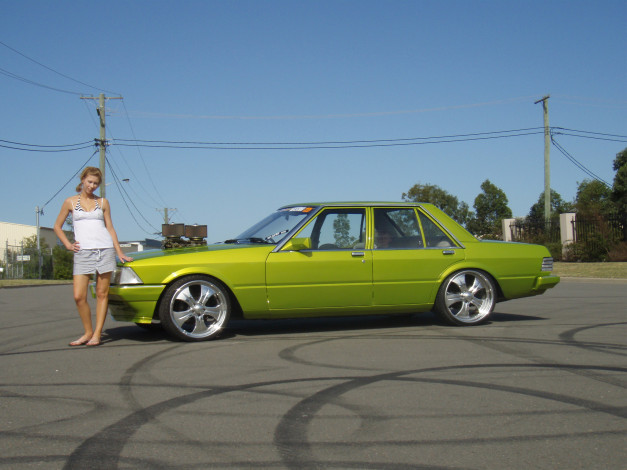 Обои картинки фото автомобили, авто, девушками