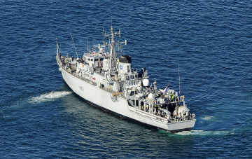 Картинка royal+navy`s+hms+brocklesby корабли крейсеры +линкоры +эсминцы вмс королевские фрегат