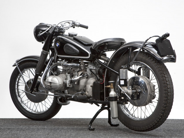 Обои картинки фото мотоциклы, bmw