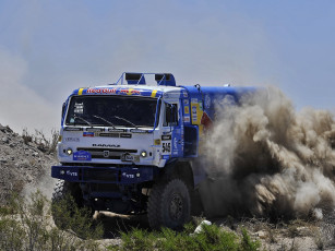 Картинка спорт авторалли камаз vk гонка пустыня 4326-9