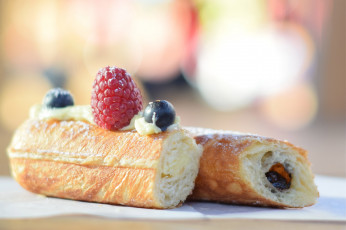 Картинка еда пирожные +кексы +печенье десерт пончики сладкое ягоды