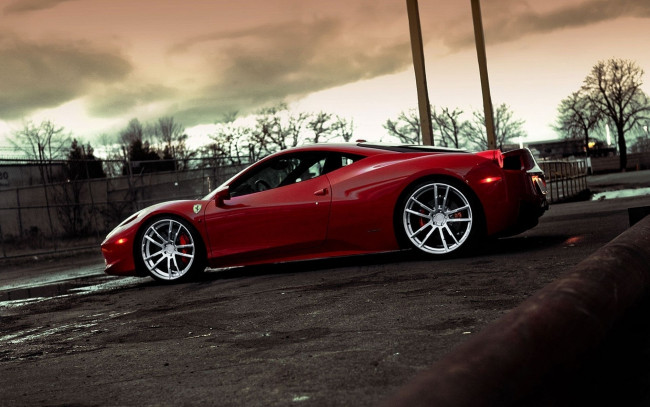 Обои картинки фото ferrari 458 italia, автомобили, ferrari, италия, диски, sky, феррари, профиль, wheels, 458, italia