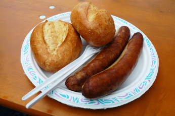 Картинка еда колбасные+изделия хлеб колбаски