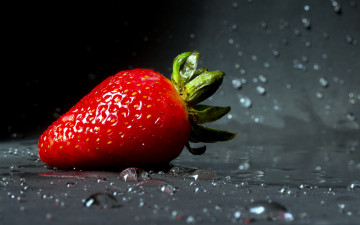 Картинка еда клубника +земляника капли