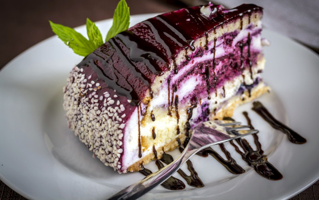 Обои картинки фото еда, пирожные,  кексы,  печенье, мята, сироп, пирожное