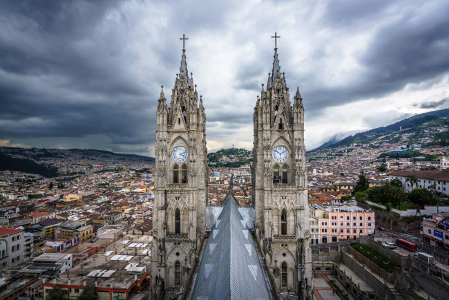 Обои картинки фото basilica del voto nacional, города, - католические соборы,  костелы,  аббатства, храм