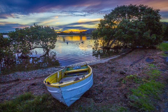 Обои картинки фото корабли, лодки,  шлюпки, река, лес