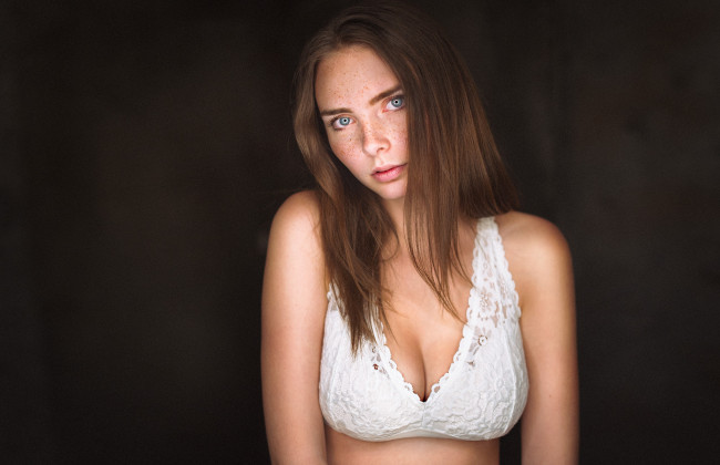 Обои картинки фото девушка, девушки, -unsort , брюнетки, темноволосые, модель