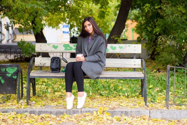 Обои картинки фото девушка, девушки, -unsort , брюнетки, темноволосые, модель