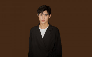 Картинка мужчины wang+hao+xuan ван хаосюань wang hao xuan