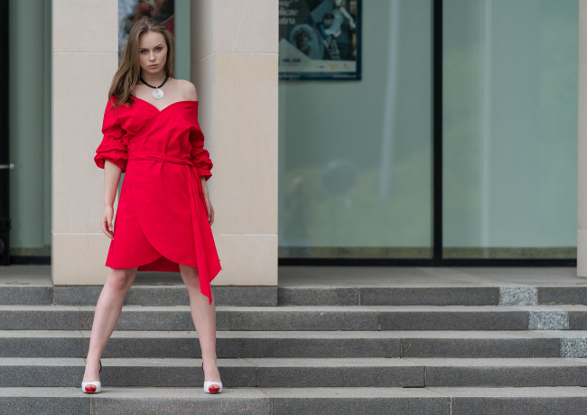 Обои картинки фото emilia piotrowska, девушки, - брюнетки,  шатенки, девушка, красивая, супер, секси, няша, нежная, классная, модница, лапочка, мадам