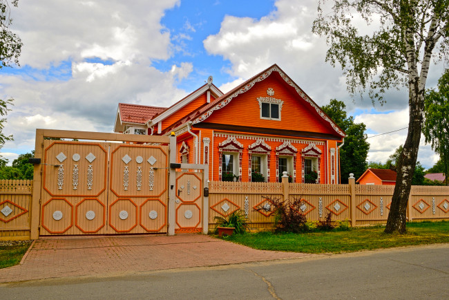 Обои картинки фото города, - здания,  дома, вятское, село, некрасовский, район, ярославская, область, россия, фасад, русский, дом
