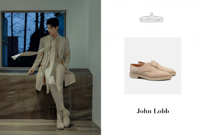 Обои картинки фото мужчины, xiao zhan, актер, наряд, окно, туфли