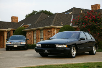 Картинка автомобили разные вместе chevy