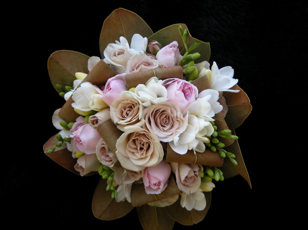 Обои картинки фото цветы, букеты, композиции, букет, розы