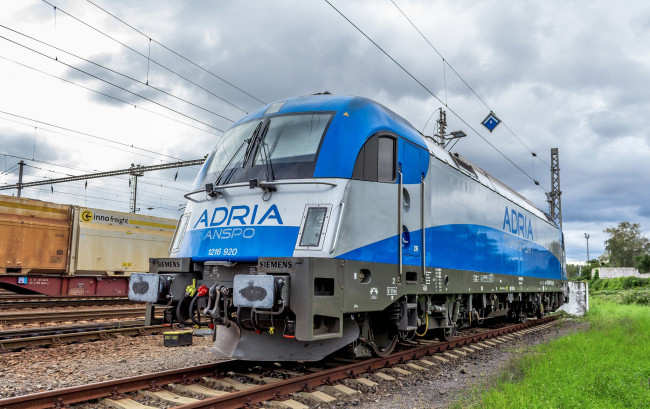 Обои картинки фото техника, локомотивы, рельсы, дорога, локомотив, железная