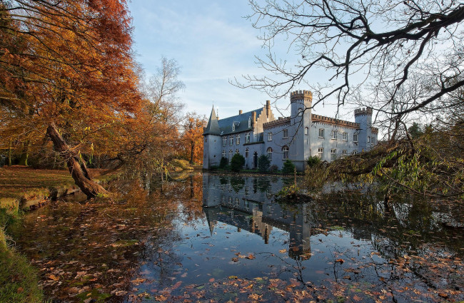 Обои картинки фото stapelen castle, города, - дворцы,  замки,  крепости, пруд, парк, замок
