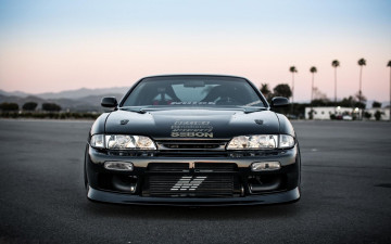 Картинка автомобили nissan datsun