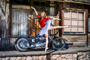 обоя мотоциклы, мото с девушкой, девушки