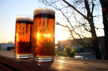 Картинка еда напитки +пиво пиво бокал пена