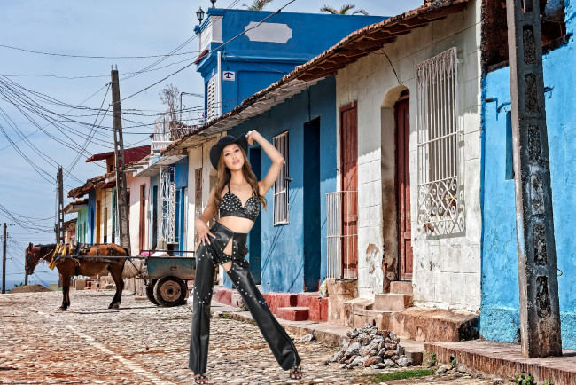 Обои картинки фото девушки, - брюнетки,  шатенки, шатенка, шляпа