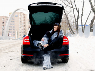 Картинка автомобили авто девушками