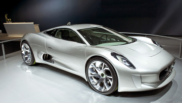 Картинка автомобили выставки уличные фото металлик