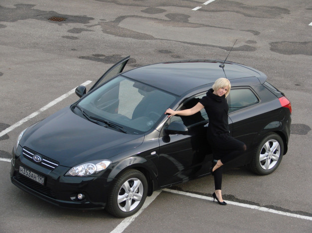 Обои картинки фото автомобили, авто, девушками