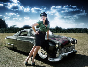 Картинка автомобили авто девушками туфли облака