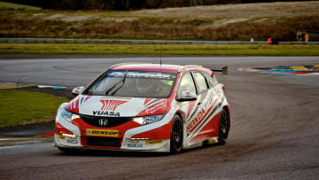 Картинка спорт автоспорт гонка трасса стадион болид