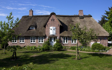 Картинка города -+здания +дома коттедж