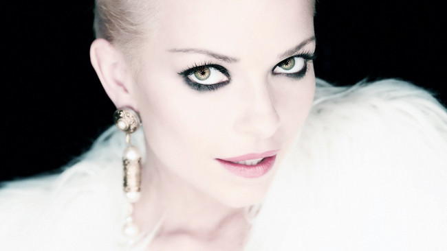 Обои картинки фото september, музыка, женщина