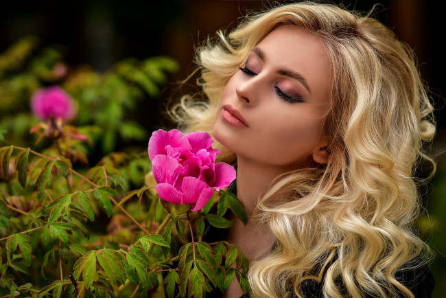 Обои картинки фото девушки, - лица,  портреты, девушка, красивая, супер, секси, няша, нежная, классная, модница, лапочка, мадам