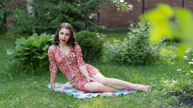 Обои картинки фото девушки, - брюнетки,  шатенки, красивая, девушка