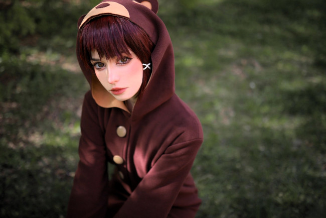 Обои картинки фото девушки, tenletters, образ, наряд, кугуруми, костюм, поляна