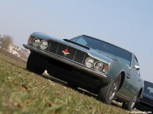 Картинка автомобили выставки уличные фото