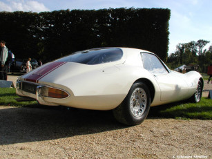 Картинка автомобили выставки уличные фото