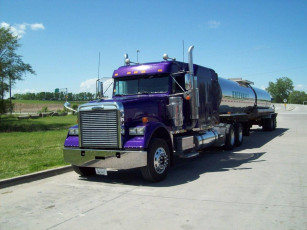 Картинка автомобили freightliner