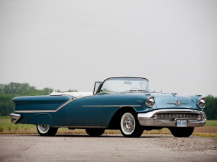 Картинка автомобили oldsmobile