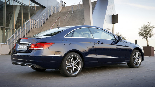 Обои картинки фото mercedes, coupe, автомобили, benz, daimler, ag, германия