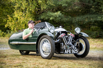 Картинка morgan автомобили автопробег автошоу выставка