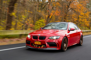 Картинка автомобили bmw шоссе авто красный