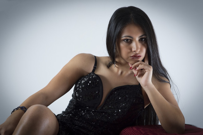 Обои картинки фото девушки, -unsort , брюнетки,  шатенки, лицо, взгляд