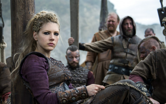 Обои картинки фото кино фильмы, vikings , 2013,  сериал, katheryn, winnick, lagertha, lothbrok