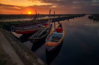 Картинка корабли лодки +шлюпки закат лодка река