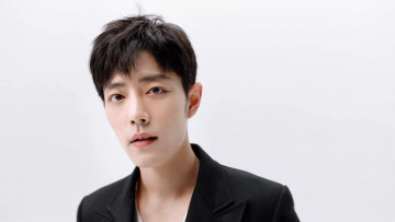 Картинка мужчины xiao+zhan актер лицо пиджак