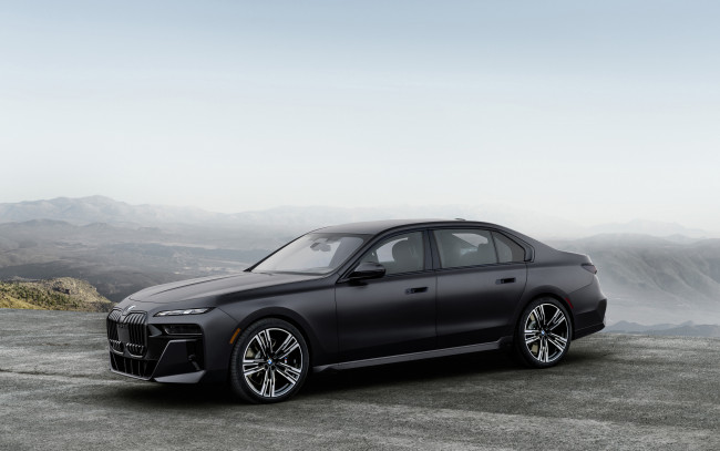 Обои картинки фото 2023 bmw 7 m sport, автомобили, bmw, bmw7, 2023, вид, спереди, новый, черный, бмв, 7, xdrive, m, sport, g70, немецкие, 760i, седан, премиум, класс